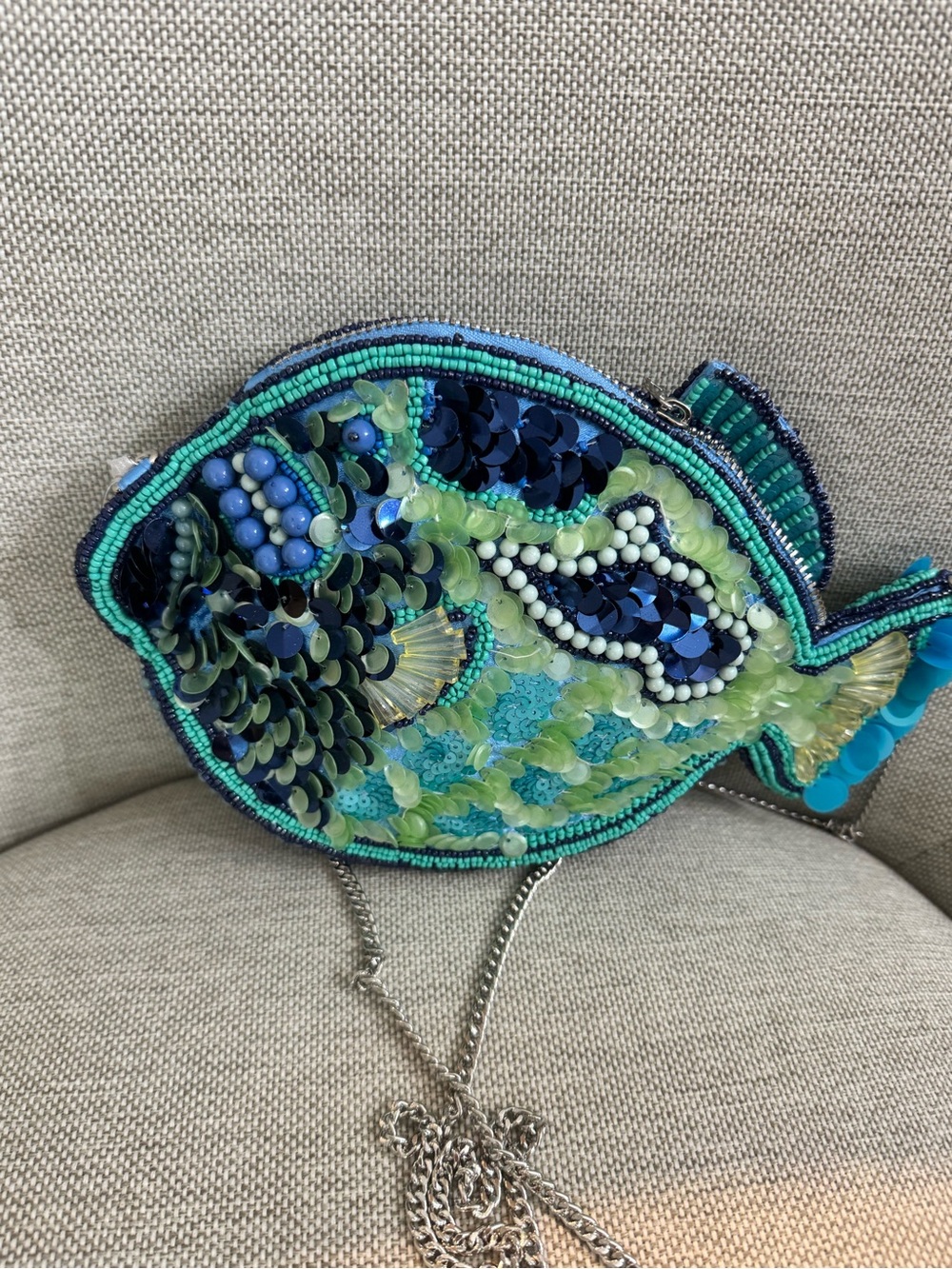 Made in India Beaded Fish Crossbody Bag - Blue Green Sequin Design - Picture 2 of 6